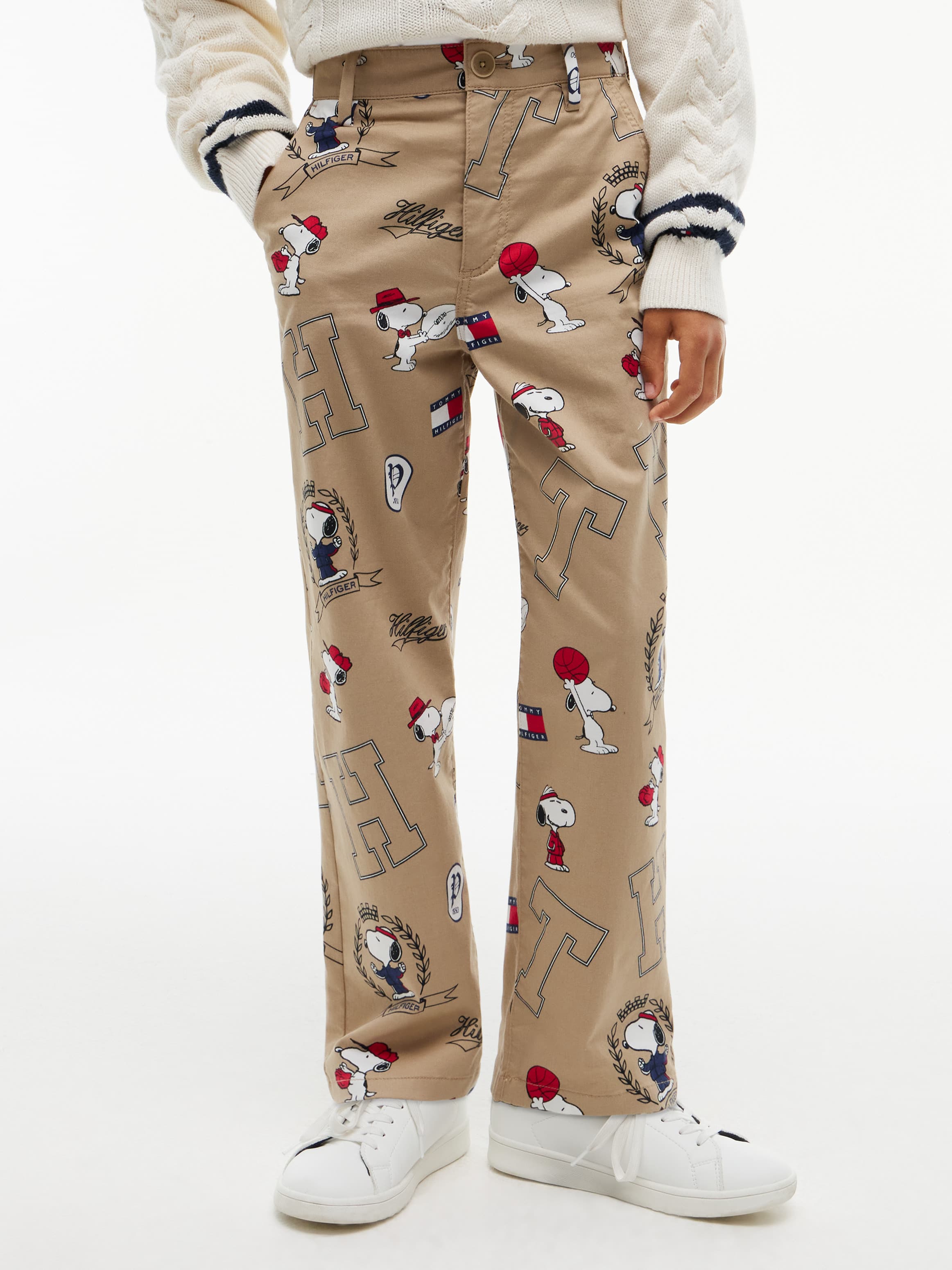 Peanuts® Graphic Relaxed Chinos